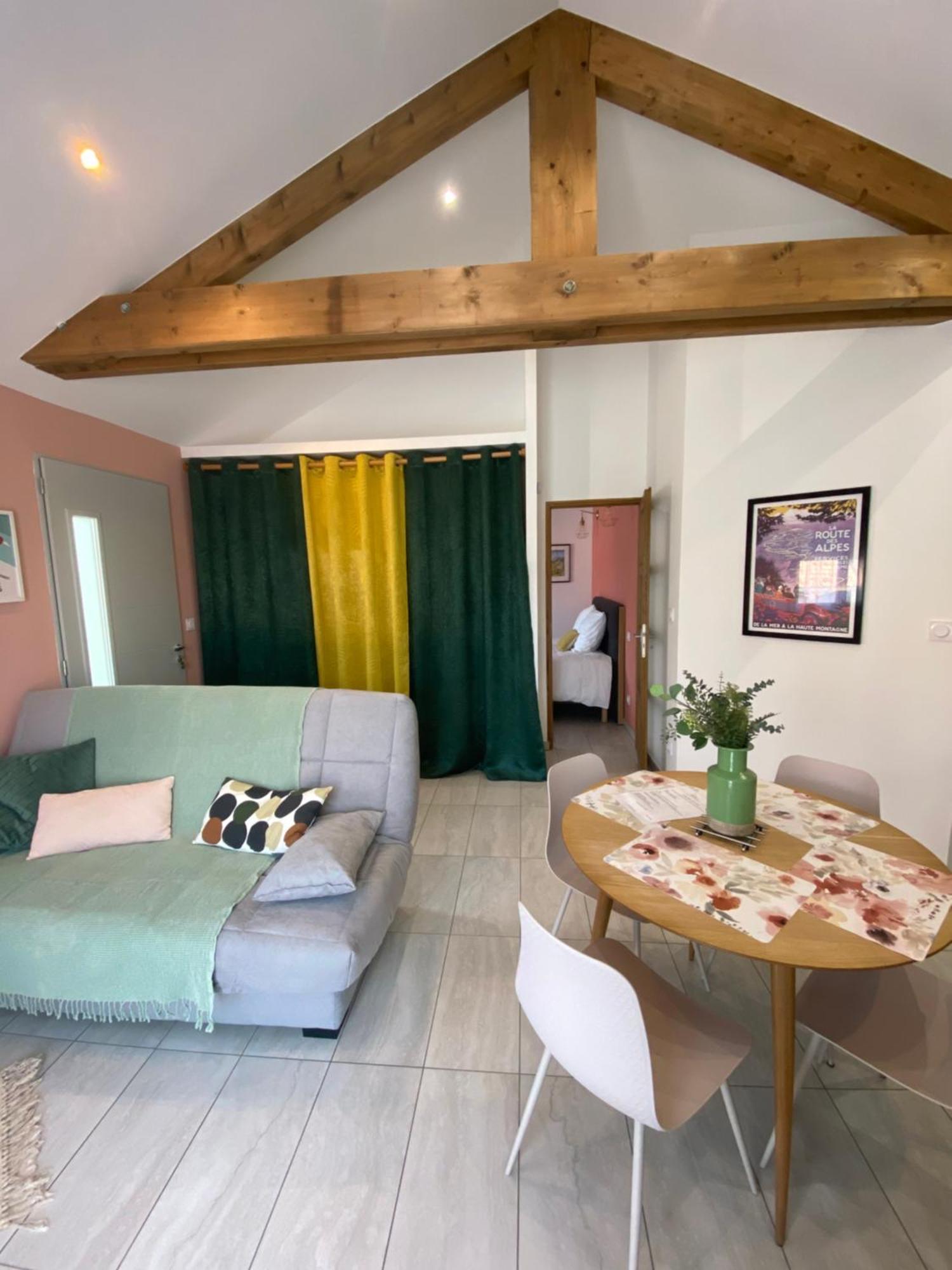 Appartement 2 A 4 Personnes, Une Pause Au Vert Chateauvieux  Экстерьер фото