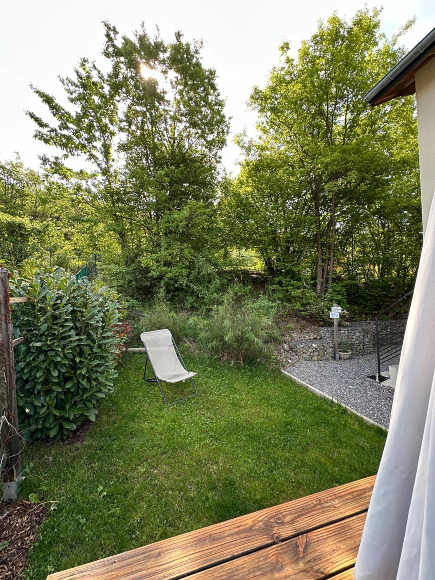 Appartement 2 A 4 Personnes, Une Pause Au Vert Chateauvieux  Экстерьер фото
